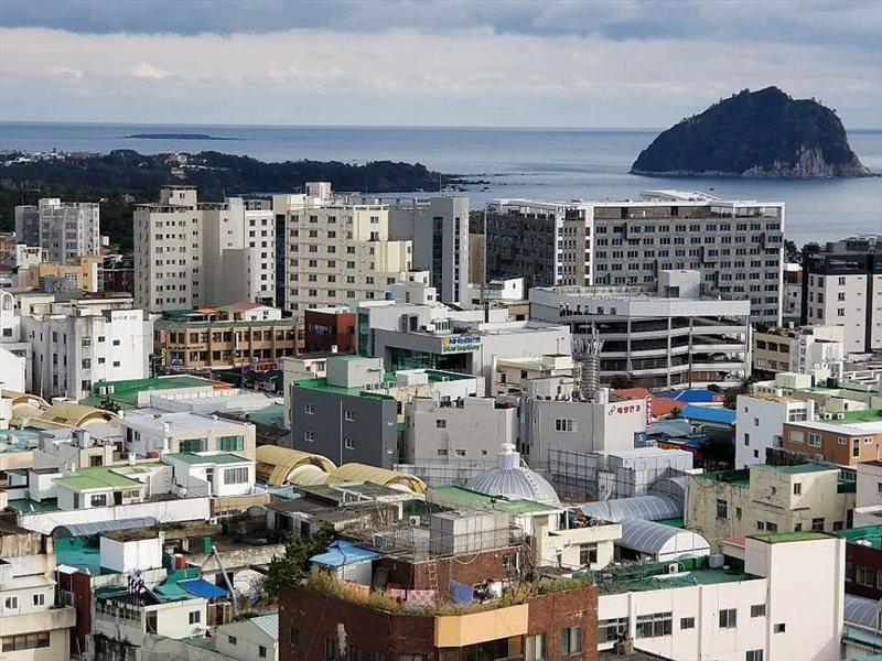 Hotel Dk Seogwipo Dış mekan fotoğraf