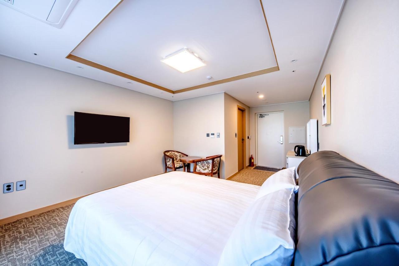 Hotel Dk Seogwipo Dış mekan fotoğraf